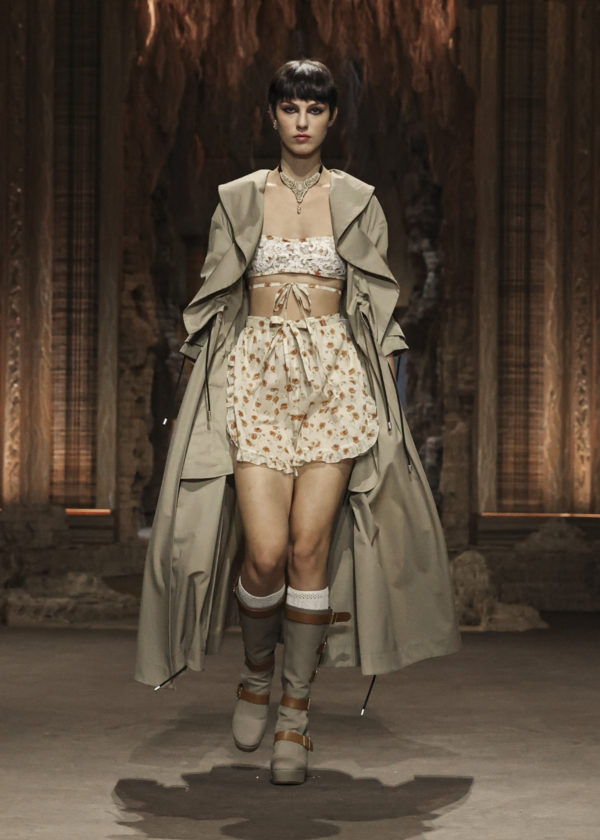 Fashion Week Recap du défilé Dior printempsété 2023 Revel